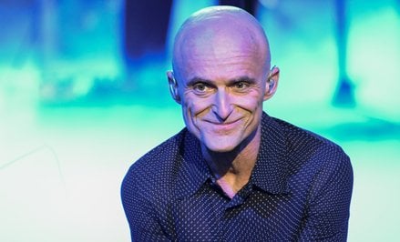 Artur Rojek w szczerej rozmowie o braku ojca i własnym ojcostwie