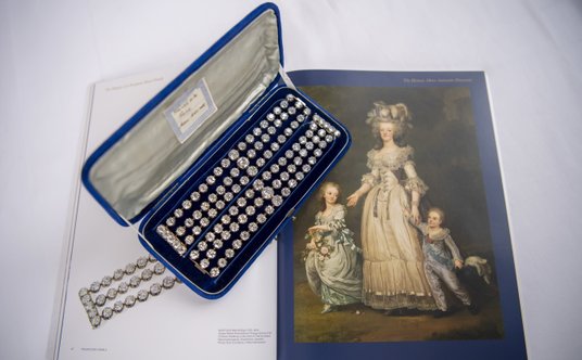 Diamentowe bransoletki Marii Antoniny