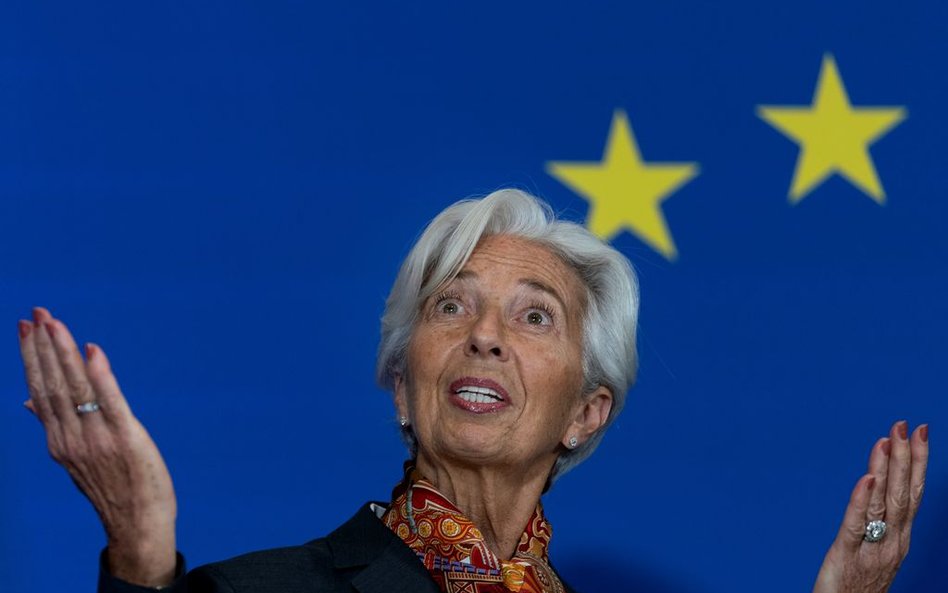 Debiut Lagarde: EBC pozostawiła stopy bez zmian