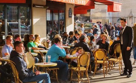 Francuskie bistro na trwałe zapisało się w kulturze kulinarnej. Dziś bistronomia nad Sekwaną świętuj