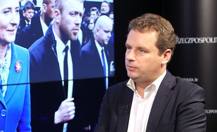 Jacek Wilk: Rząd traktuje lepiej świnie niż nauczycieli. KORWiN proponuje "Oświatę na szóstkę"
