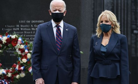 Giuliani, sex shop i cztery pory roku
