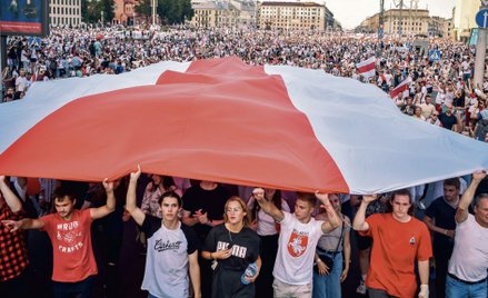 Sławomir Dębski: Wspieranie Białorusinów jest w interesie Polski