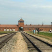 Studenci rozmawiają ze Sprawiedliwymi wśród Narodów Świata