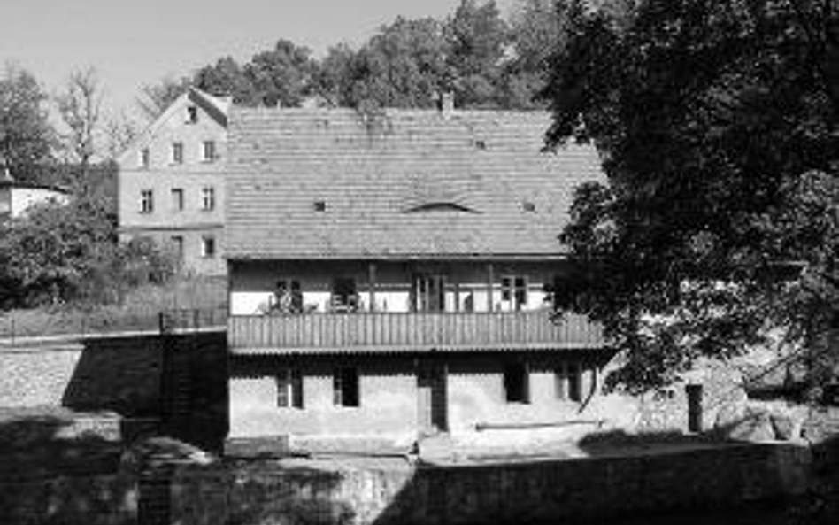 Podatek od sprzedaży nieruchomości odziedziczonej w 2004 i 2007 r.