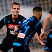 Arkadiusz Milik zdobył bramkę dla Napoli w wygranym 2:1 meczu z Lazio w Rzymie.