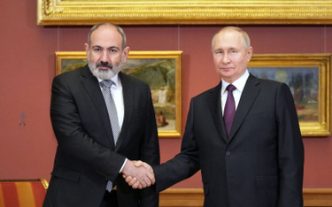 O tym, że rosyjskie siły nie kontrolują już korytarza laczyńskiego, premier Armenii Nikol Paszynian 
