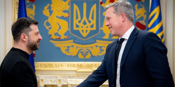 Wołodymyr Zełenski gotów do „uczciwej pracy” nad planem pokojowym. Są znane jego nowe szczegóły