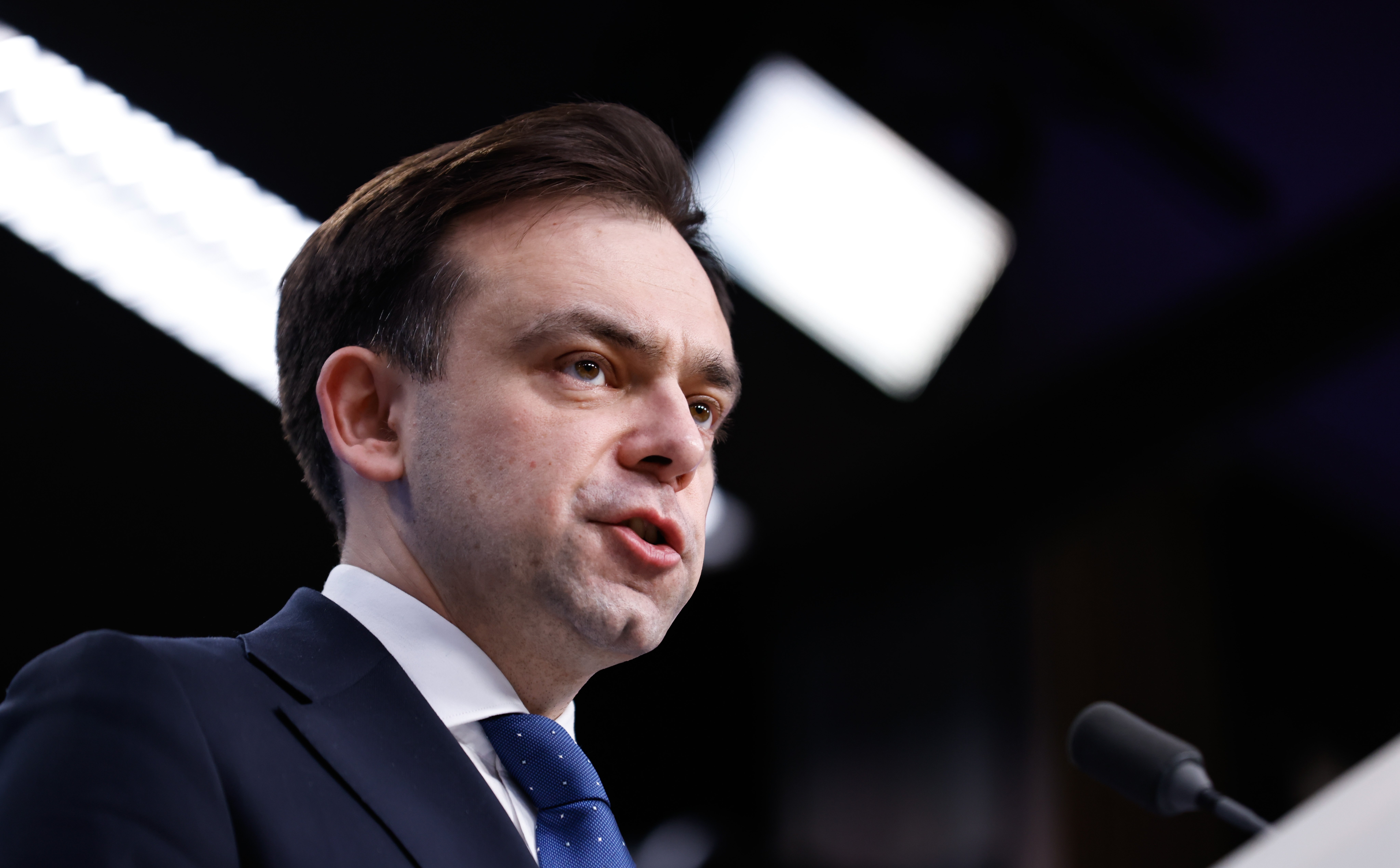 Rząd trwoni kredyt zaufania. Uderzenie w banki zakończy hossę?