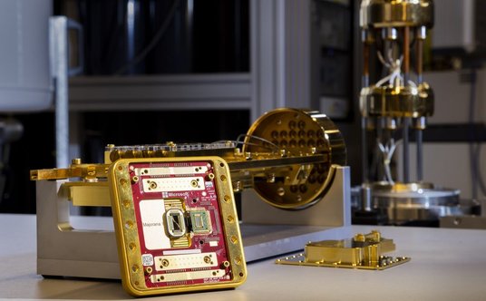 Układ kwantowy Microsoftu