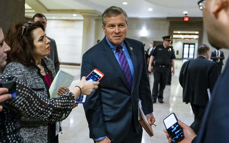 W grupie zbuntowanych republikanów jest m.in. były kongresman Charlie Dent (na zdjęciu).