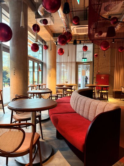 Restauracja The Brunchery, która jest pierwszą z pięciu w Office House, oferuje różnorodne menu