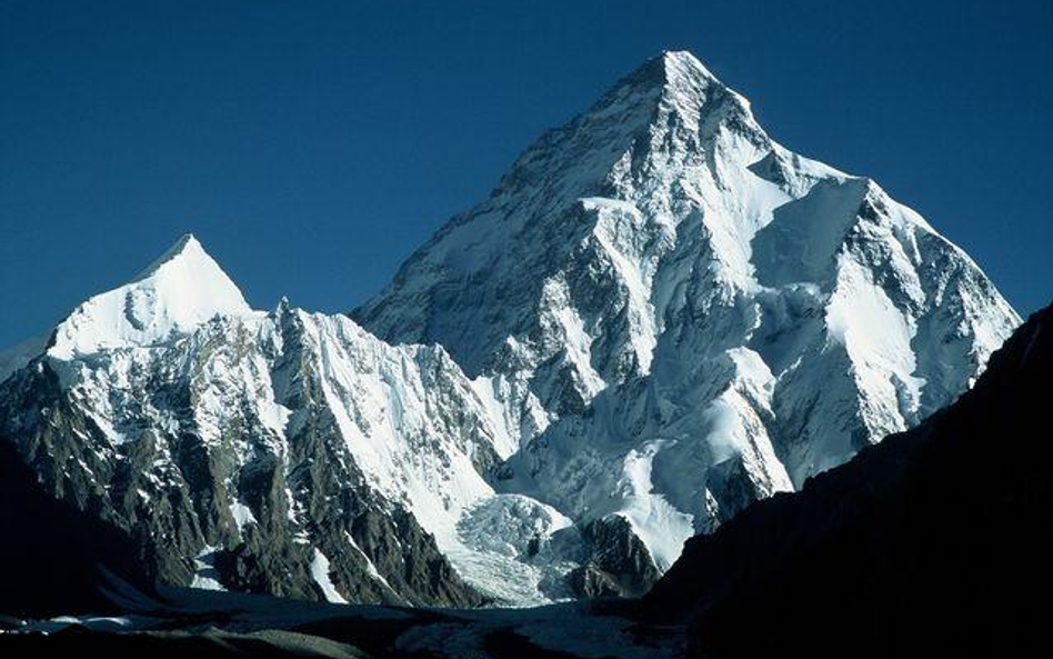 K2 rano od strony Pakistanu