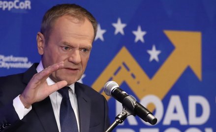 Donald Tusk odcina się od wypowiedzi Bronisława Komorowskiego