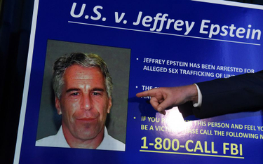 "New York Times": Strażnicy spali, gdy Epstein się zabił. Potem fałszowali akta