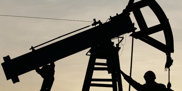 Droga ropa zagrozi PKB regionu. Polska z tarczą ochronną