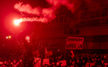 Marta Lempart o przebiegu demonstracji przed siedzibą TVP w Warszawie