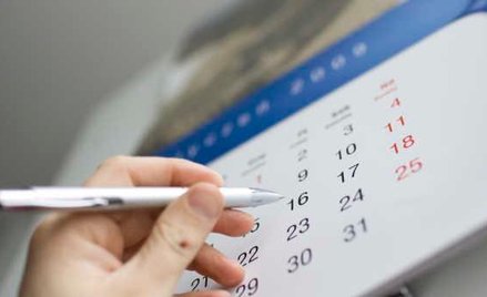 Kiedy potrącamy premie pieniężne