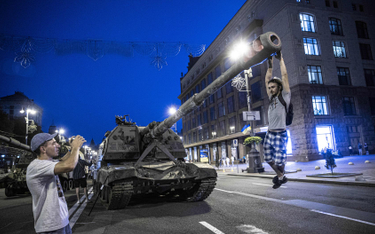 Zniszczone rosyjskie czołgi - ekspozycja na ulicach Kijowa, 23 sierpnia
