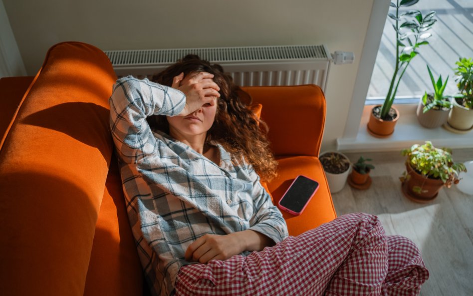 Mózgi osób chorujących na zespół przewlekłego zmęczenia oraz long COVID funkcjonują inaczej niż mózg