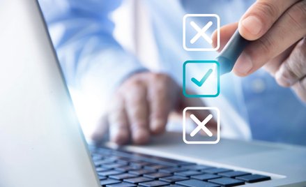 Audytor w roli tłumacza i skanera