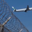 Cathay Pacific tnie załogę, likwiduje markę