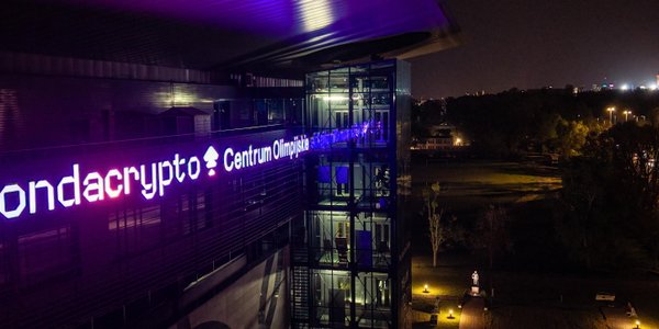 Prezes Zondacrypto chciał stworzyć neobank na Łotwie. Wydał 9 mln euro