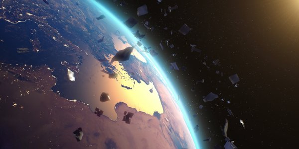 Satelity Starlink Elona Muska deorbitują w alarmującym tempie. Dlaczego to problem?