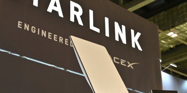 Starlink Elona Muska jak domek z kart? Nowe badania alarmują