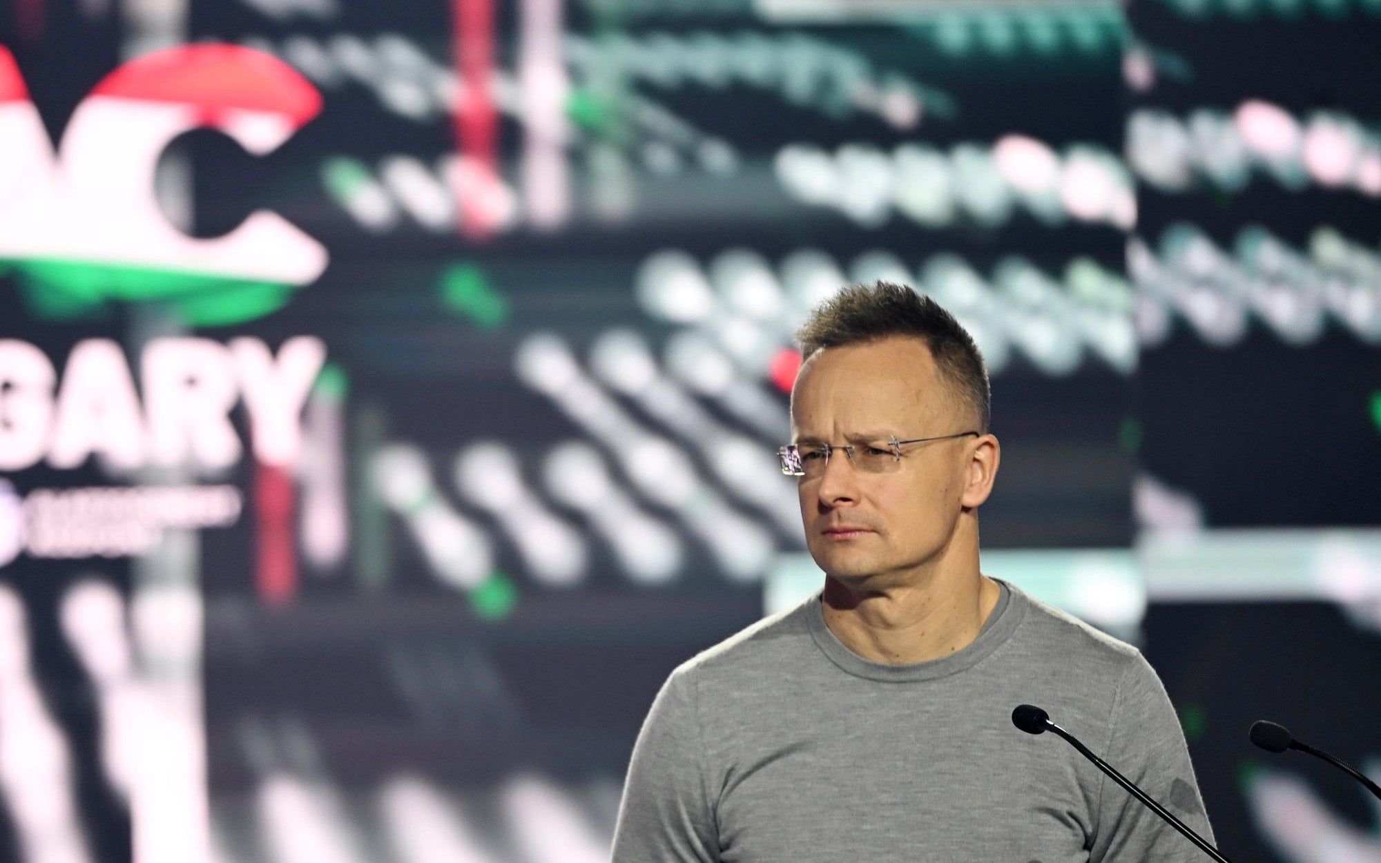 Prośba o wsparcie z Moskwy przed wyborami. Służby miały zarejestrować rozmowę Szijjártó z Ławrowem