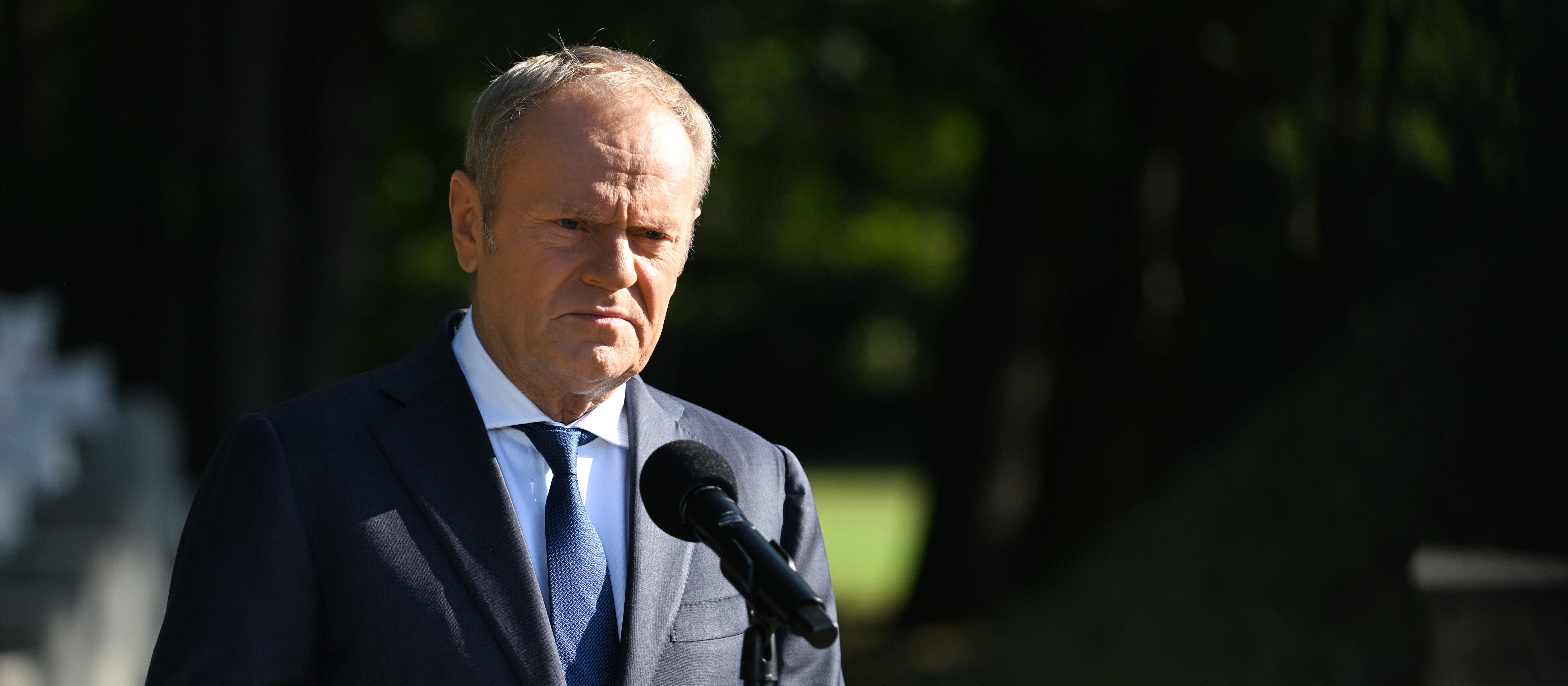Donald Tusk: Żołnierz nie może zastanawiać się, czy coś mu będzie groziło, gdy ma zestrzelić drona