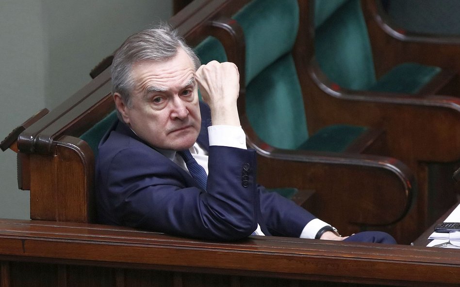 Gliński: 10 kwietnia. Tego dnia zaczęliśmy mówić o patriotyzmie