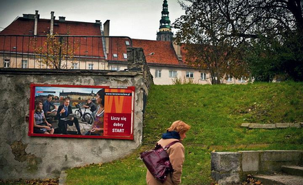 Prezydent Rafał Dutkiewicz zachęca na billboardach do studiowania we Wrocławiu trzy tygodnie po rozp