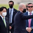 Prezydent Joe Biden przyleciał w niedzielę do Tokio, witał go szef MSZ Yoshimasa Hayashi