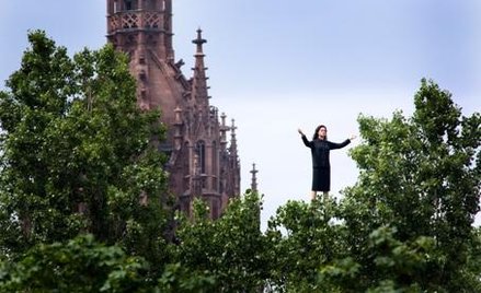 Maurizio Cattealn. Frau C. 2007. Fiberglass, clothes, hair. Lifesize. Photo, Wonge Bergmann. Courtes