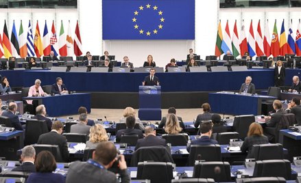 Unia Europejska - łącznie z Węgrami - zatwierdziła pomoc dla Ukrainy