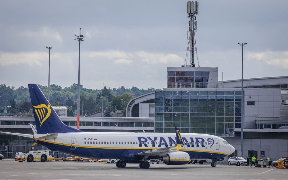 W sezonie letnim Ryanair będzie woził turystów z Poznania do Faro