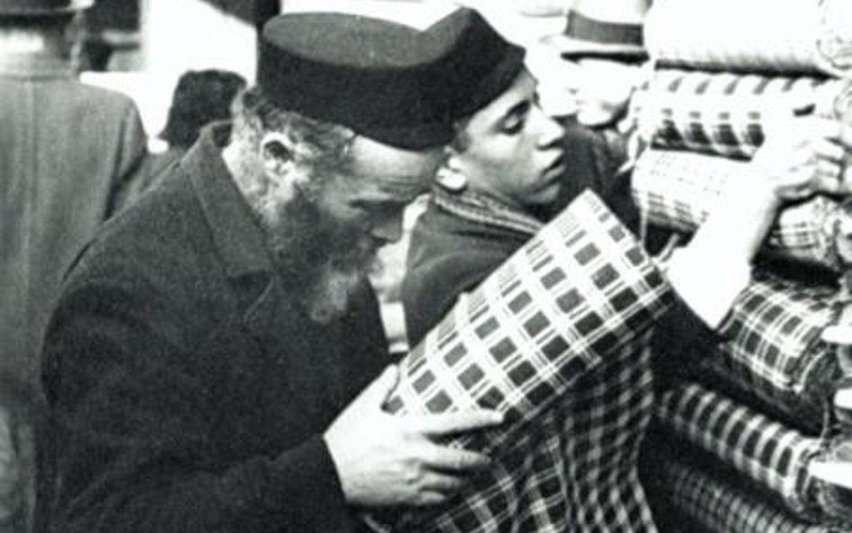 Bezwzględny fabrykant i dobroczyńca