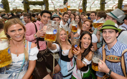 Cena kufla piwa na Oktoberfeście przekroczyła psychologiczną granicę 10 euro