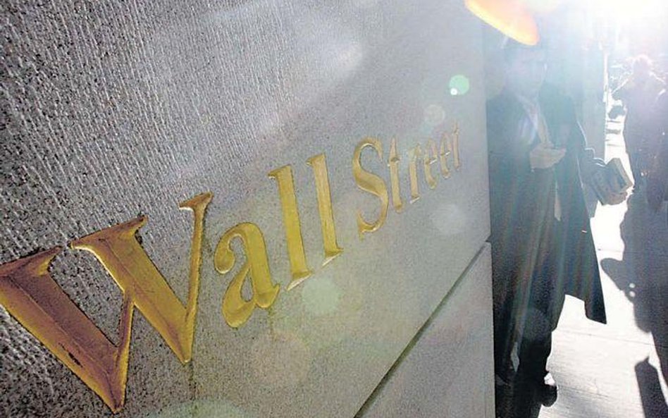 Kłopoty finansowe Wall Street wpływają na życie każdego Amerykanina