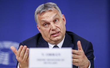 Orbán: Nielegalni imigranci stanowią zagrożenie biologiczne