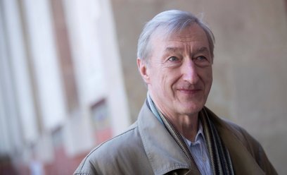 Julian Barnes