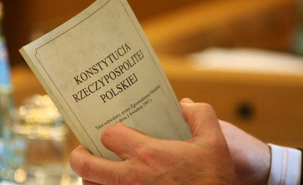 Harce wokół ustawy zasadniczej
