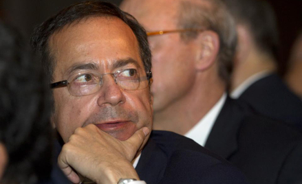John Paulson wypycha inwestorów z funduszy