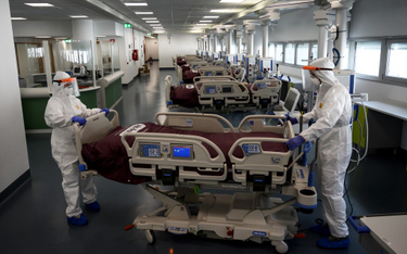 We Włoszech koronawirus zabił 61 lekarzy