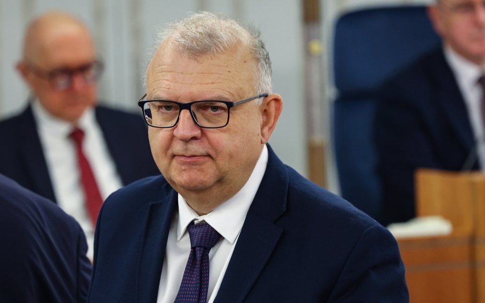 Nowy projekt odbudowy Trybunału Konstytucyjnego. Senator Ujazdowski liczy na „moment konstytucyjny”