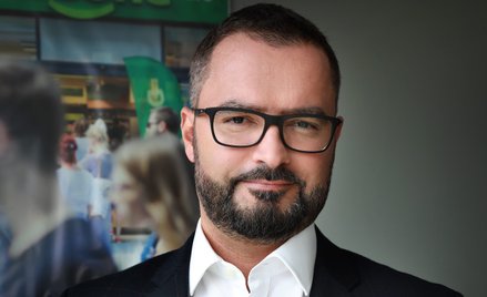 Prezes Żabki Tomasz Suchański jest zadowolony z wyników.