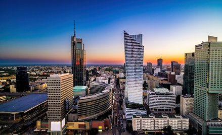 Sondaż warszawskiego ratusza: widać pokoleniowy rozdźwięk w ocenie Unii Europejskiej