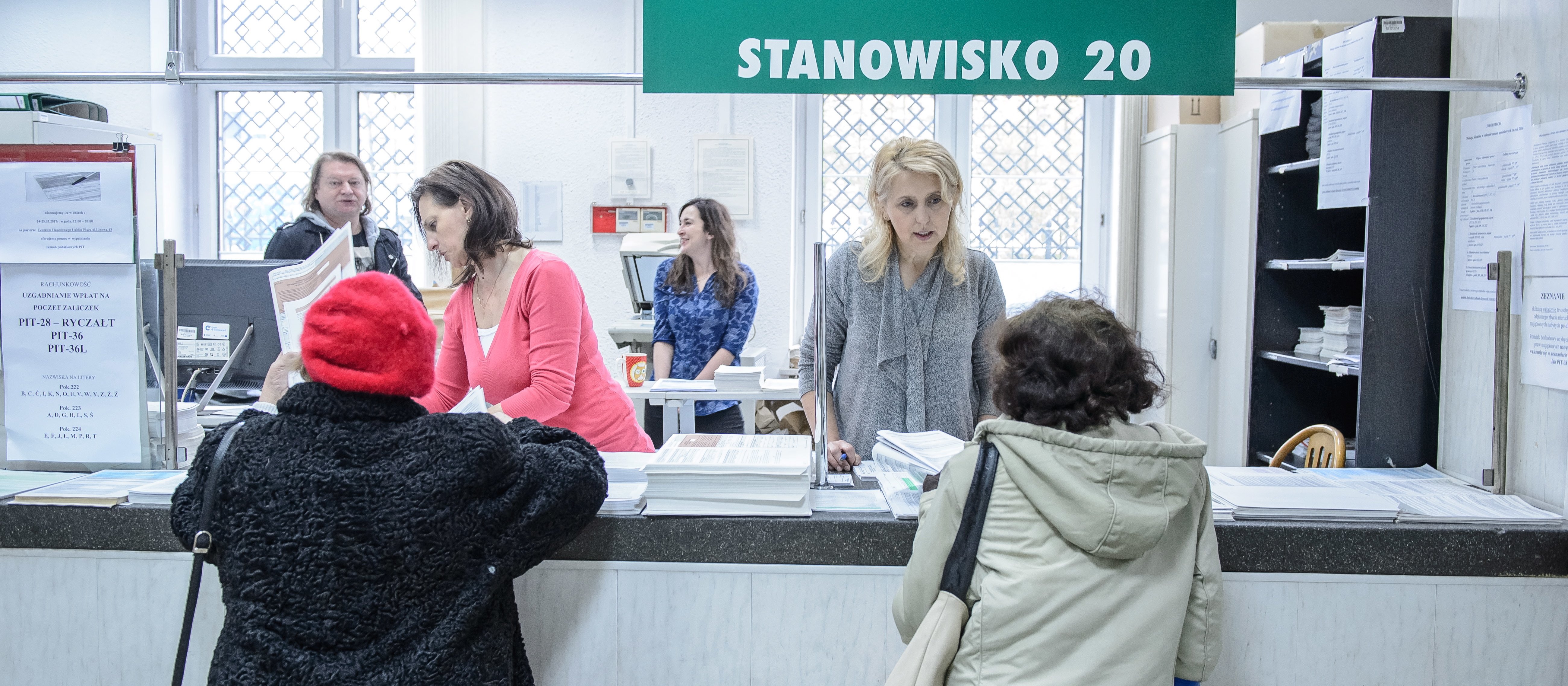 Rozliczanie podatku od spadków i darowizn. Nowe zasady wchodzą w życie