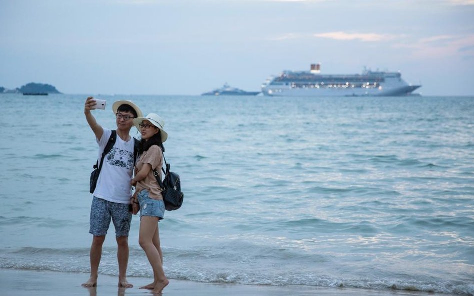 Plaża Patong na tajskiej wyspie Phuket